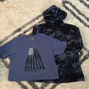 Eddie Bauer t-shirt. Size small. Old navy fleece hoodie.